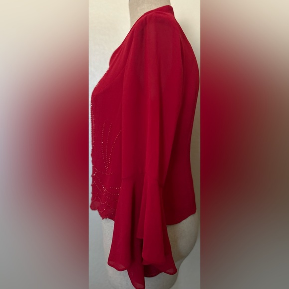 Chic Red Button-Up Blouse - Picture 6 of 13